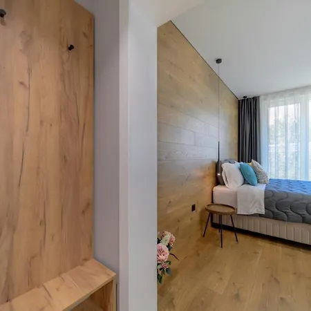 Elegance Deluxe Studio Varna